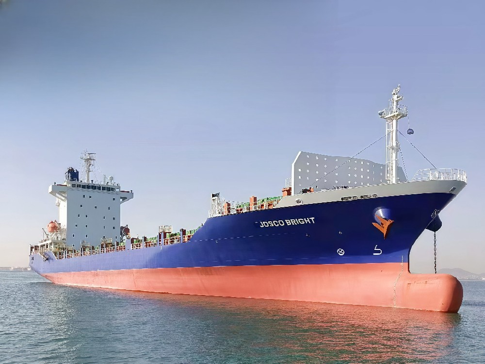 江苏尊龙中国官网所属太海公司“江远远明” 轮投入运营 开启自有船队建设新征程