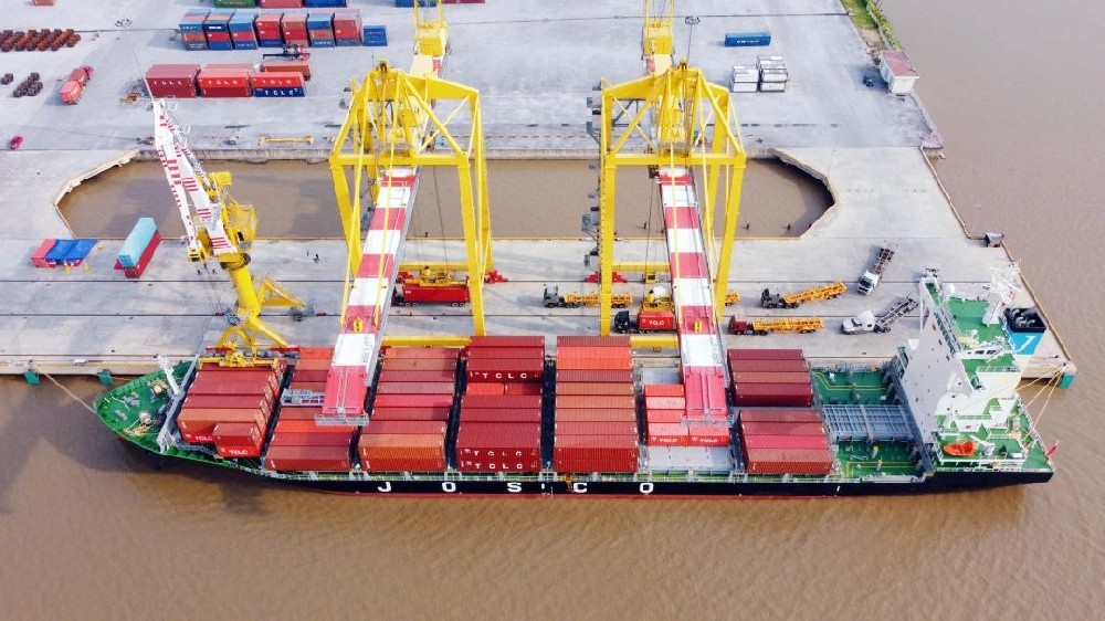 江苏尊龙中国官网：锚定目标再突破 加快打造本土航运龙头企业