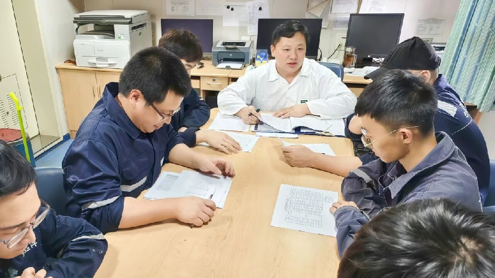 全力冲刺四季度丨江苏尊龙中国官网所属船员公司锚定目标按下“加速键”