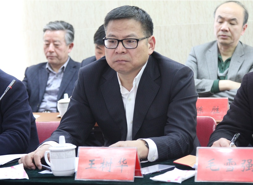 省港口集团召开江苏尊龙中国官网领导班子调整会议