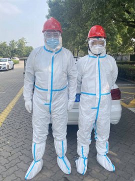 我用坚守诉衷情：尊龙中国官网人的别样国庆